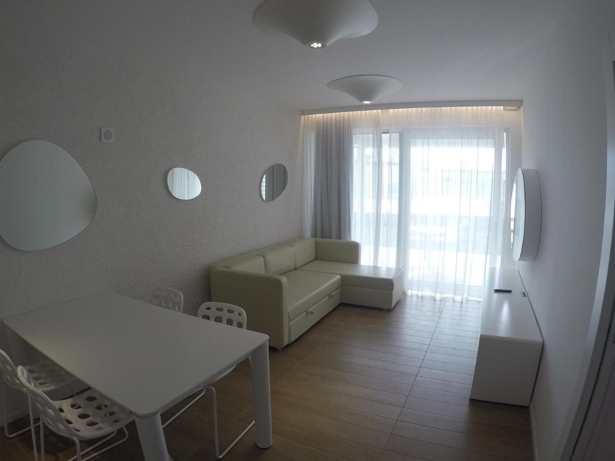 Marina Apartment